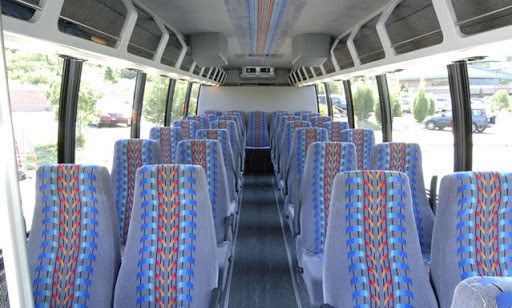 24_caoch_bus